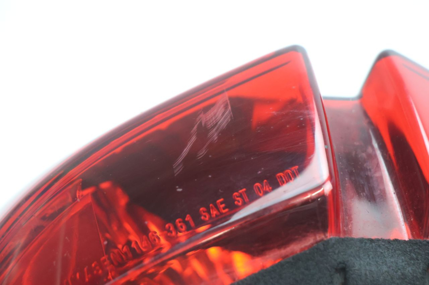 photo de LAMPA TYLNA YAMAHA FZ8 800 (2010 - 2016) - Szczegół części