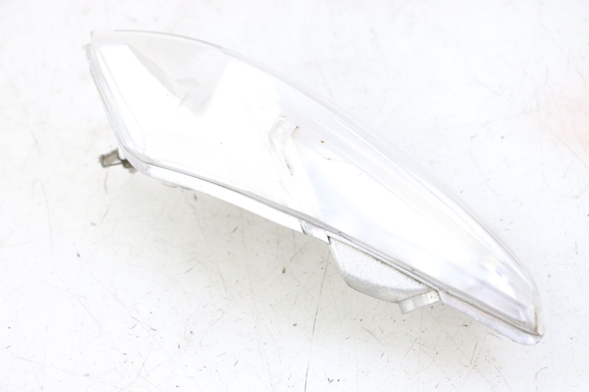 photo de LEWY TYLNY KIERUNKOWSKAZ PIAGGIO IE MP3 YOURBAN 300 (2011 - 2016) - Stan powierzchni