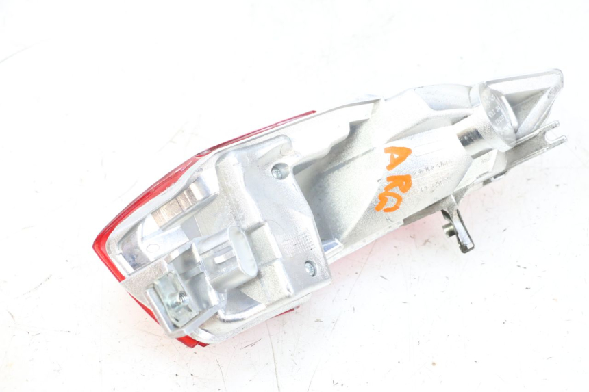 photo de LEWY TYLNY KIERUNKOWSKAZ PIAGGIO MP3 HPE 300 (2019 - 2026) - Część sprawdzona