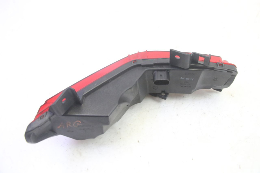 photo de LEWY TYLNY KIERUNKOWSKAZ PIAGGIO MP3 500 (2016 - 2018) - Widok ogólny