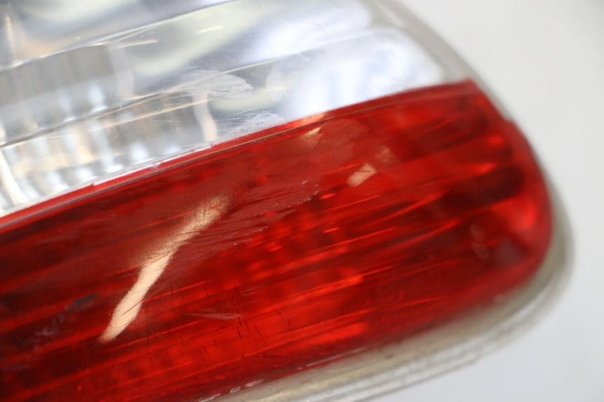photo de LEWY TYLNY KIERUNKOWSKAZ PIAGGIO MP3 RL 250 (2006 - 2010) - Inny kąt widzenia