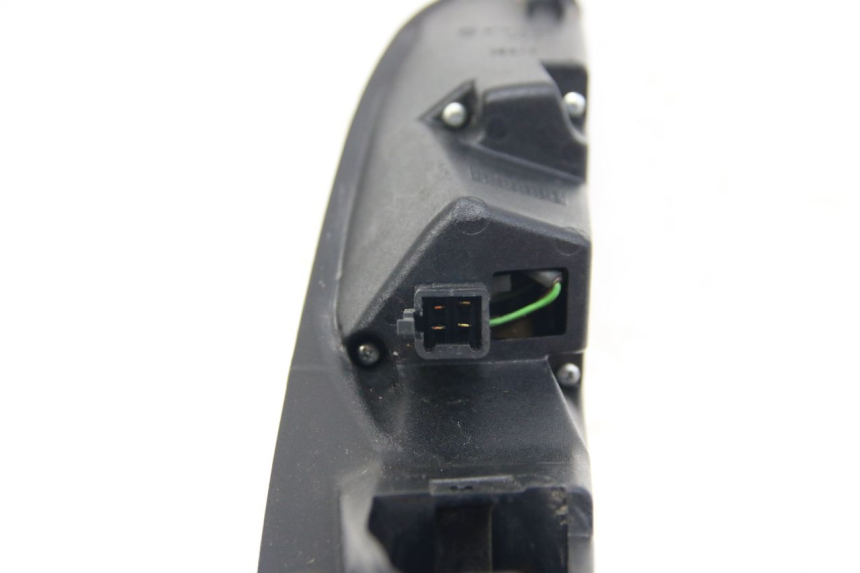 photo de LEWY TYLNY KIERUNKOWSKAZ PEUGEOT SATELIS 125 (2006 - 2009) - Punkty mocowania