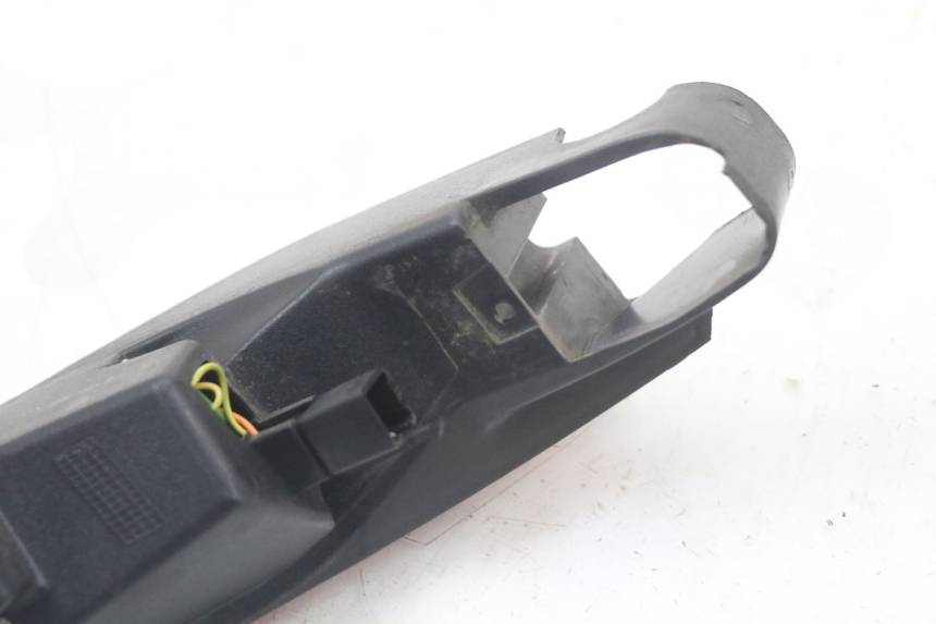 photo de LEWY TYLNY KIERUNKOWSKAZ PEUGEOT SATELIS 125 (2010 - 2012) - Część sprawdzona