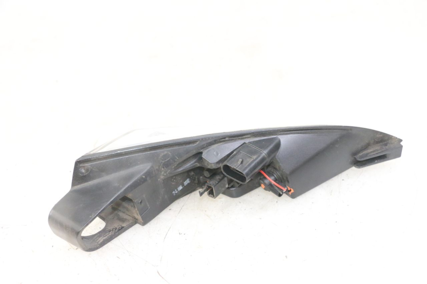 photo de LEWY TYLNY KIERUNKOWSKAZ PEUGEOT SATELIS 125 (2013 - 2018) - Zbliżenie techniczne