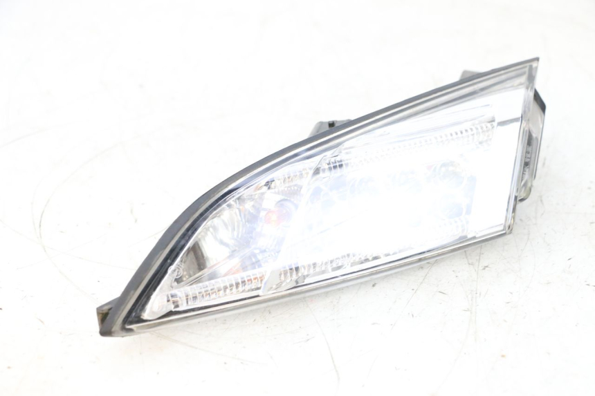 photo de LEWY TYLNY KIERUNKOWSKAZ PEUGEOT SATELIS 125 (2013 - 2018) - Część sprawdzona