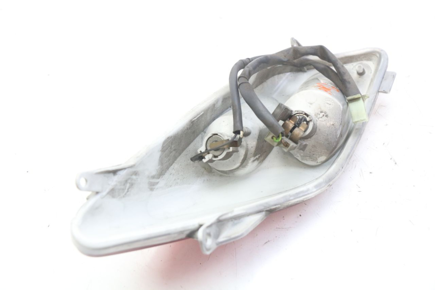 photo de LEWY TYLNY KIERUNKOWSKAZ MBK SKYCRUISER 125 (2006 - 2009) - Zoom stanu zużycia