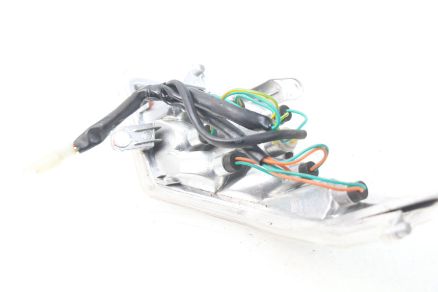 photo de LEWY TYLNY KIERUNKOWSKAZ PEUGEOT VIVACITY NEW 2T 50 (2008 - 2017) - Zoom stanu zużycia