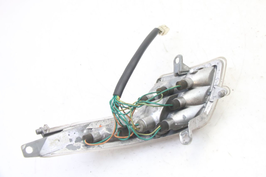 photo de LEWY TYLNY KIERUNKOWSKAZ PEUGEOT VIVACITY NEW 2T 50 (2008 - 2017) - Widok ogólny