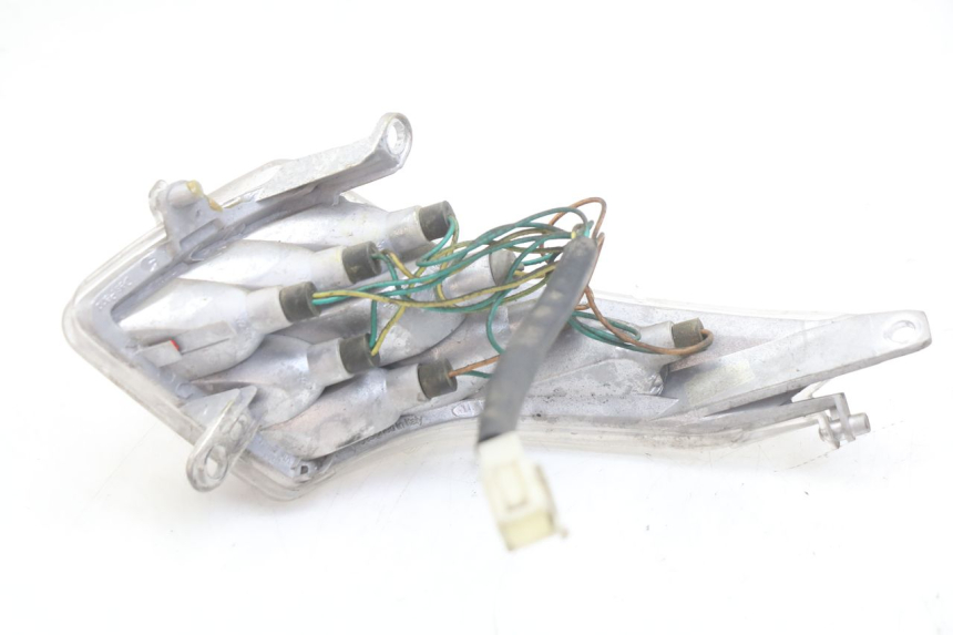 photo de LEWY TYLNY KIERUNKOWSKAZ PEUGEOT VIVACITY 125 (2010 - 2017) - Zoom stanu zużycia