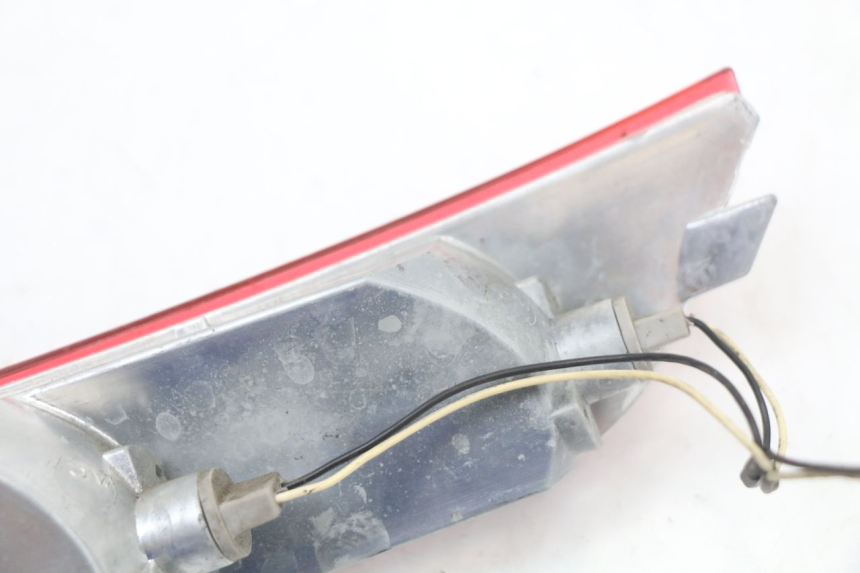 photo de LEWY TYLNY KIERUNKOWSKAZ PIAGGIO XEVO - X EVO 125 (2007 - 2017) - Stan powierzchni