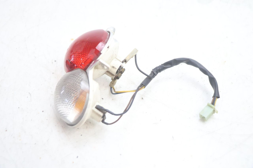 photo de LEWY TYLNY KIERUNKOWSKAZ YAMAHA YP MAJESTY 125 (2002 - 2006) - Zoom stanu zużycia
