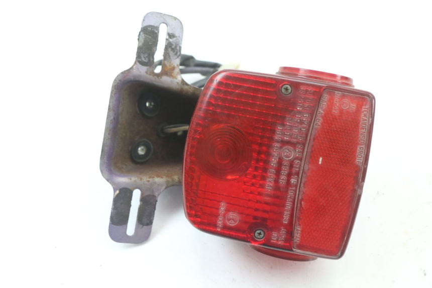 photo de LAMPA TYLNA SUZUKI GN 125 (1997 - 2000) - Zoom stanu zużycia