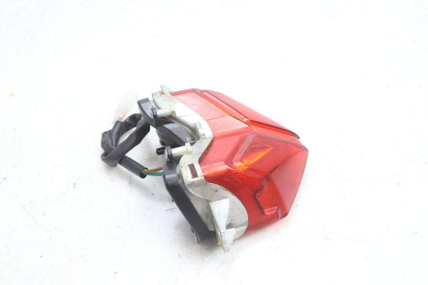 photo de LAMPA TYLNA NECO GPX LC 2T 50 (2014 - 2018) - Zbliżenie techniczne