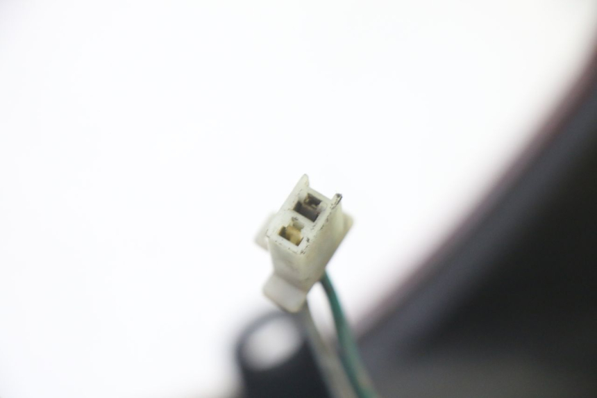 photo de LAMPA TYLNA KYMCO GRAND DINK 125 (2008 - 2014) - Szczegóły charakterystyczne