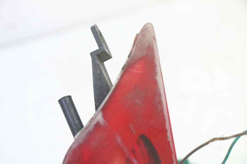 photo de LAMPA TYLNA KYMCO GRAND DINK 125 (2008 - 2014) - Inny kąt widzenia