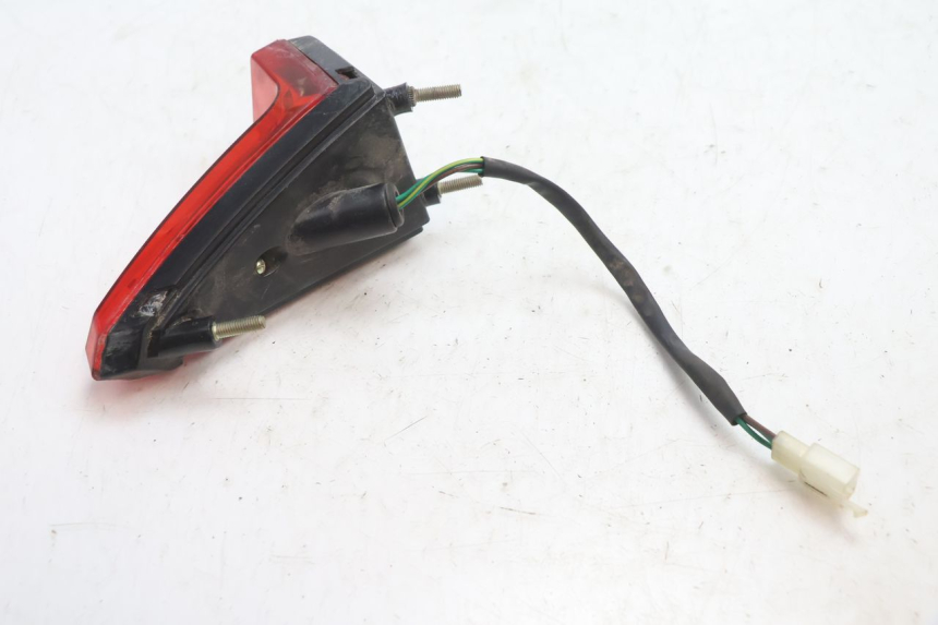 photo de LAMPA TYLNA TNT MOTOR GRIDO 2T 50 (2010 - 2019) - Zbliżenie techniczne