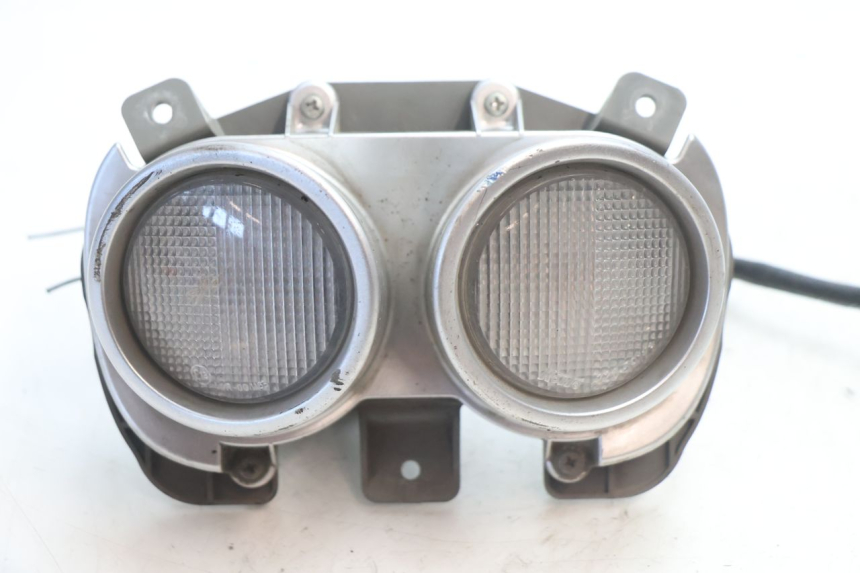 photo de LAMPA TYLNA SUZUKI GSR 600 (2005 - 2012) - Szczegół części