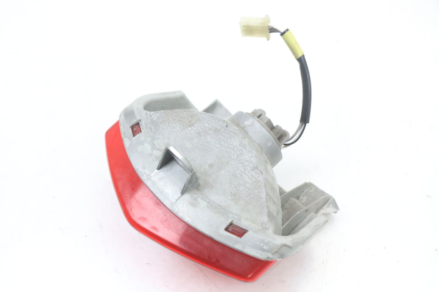 photo de LAMPA TYLNA HYOSUNG GTR 125 (2006 - 2008) - Inny kąt widzenia