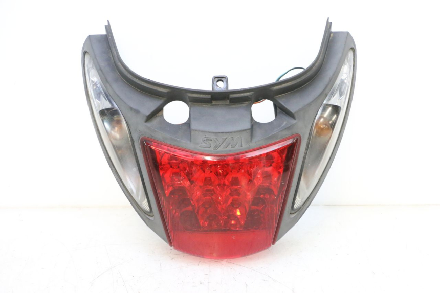 photo de LAMPA TYLNA SYM GTS EVO 125 (2009 - 2013) - Inny kąt widzenia