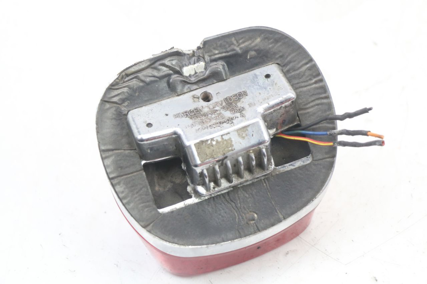 photo de LAMPA TYLNA HARLEY DAVIDSON SPORTSTER XL CUSTOM 883 (1999 - 2006) - Część sprawdzona