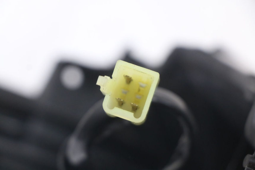 photo de TYLNE ŚWIATŁO HONDA PCX (JF28) 125 (2009 - 2011) - Oznaczenia i referencje