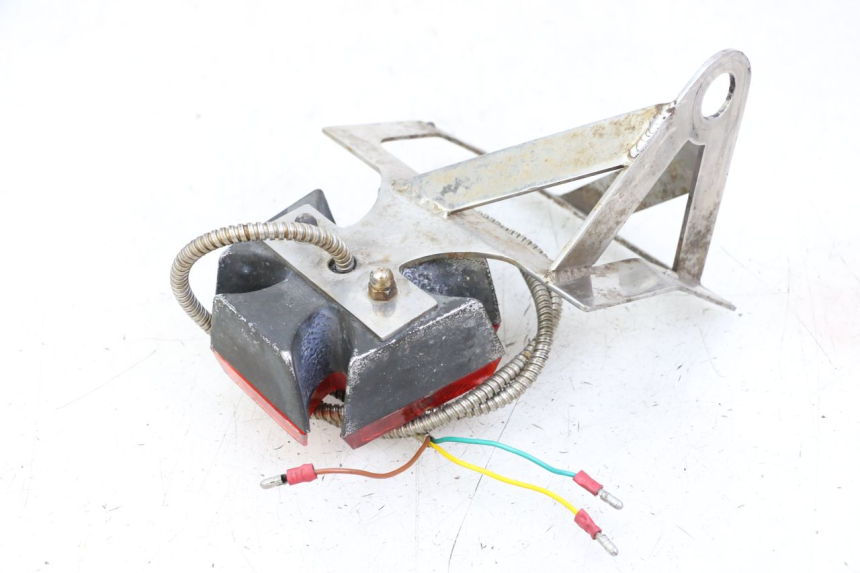 photo de LAMPA TYLNA HONDA VT C2 SHADOW 750 (1997 - 2001) - Punkty mocowania