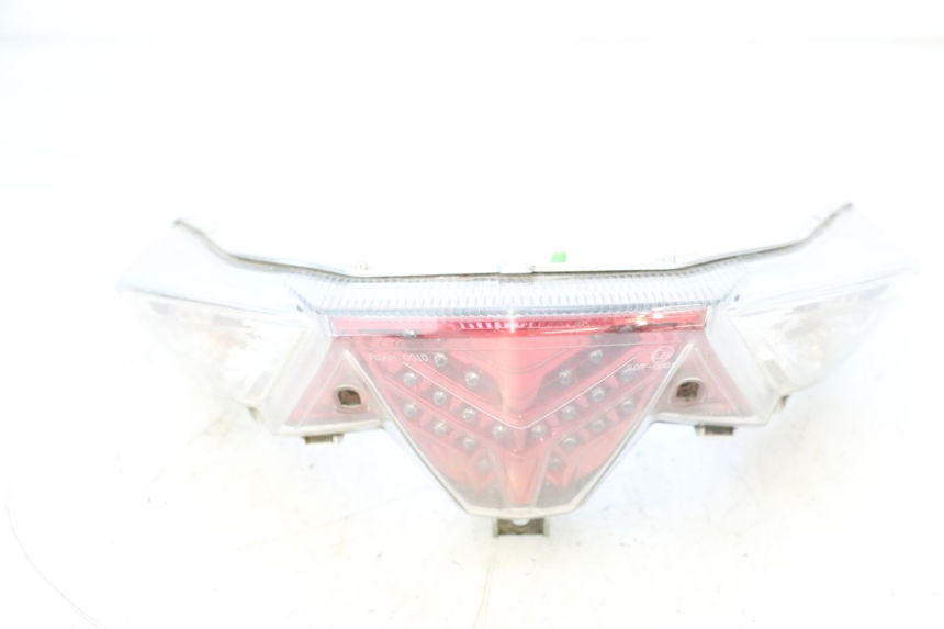 photo de LAMPA TYLNA SYM JET 14 4T 50 (2018 - 2022) - Struktura - zbliżenie