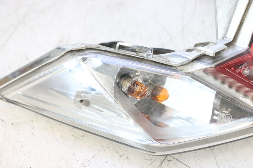 photo de LAMPA TYLNA SYM JET 14 4T 50 (2018 - 2022) - Widok ogólny