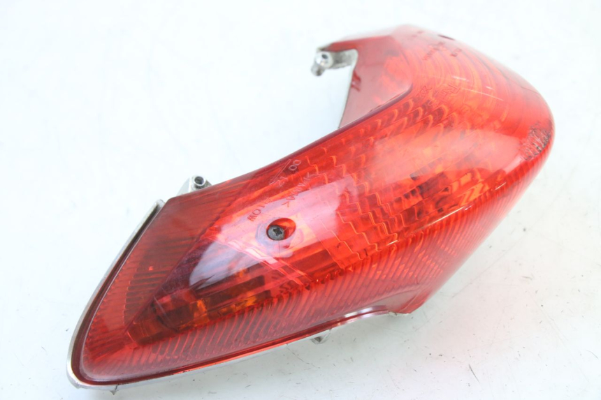 photo de LAMPA TYLNA YAMAHA JOG R 50 (2004 - 2014) - Inny kąt widzenia