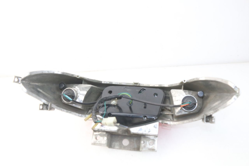 photo de LAMPA TYLNA SYM JOYMAX 250 (2013 - 2017) - Część sprawdzona