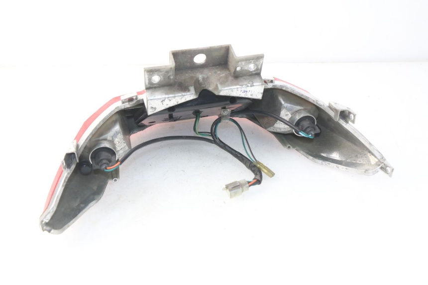 photo de LAMPA TYLNA SYM JOYMAX 250 (2013 - 2017) - Oznaczenia i referencje