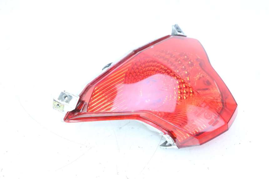 photo de LAMPA TYLNA RIDE JUMP 2T 50 (2012 - 2017) - Szczegóły charakterystyczne
