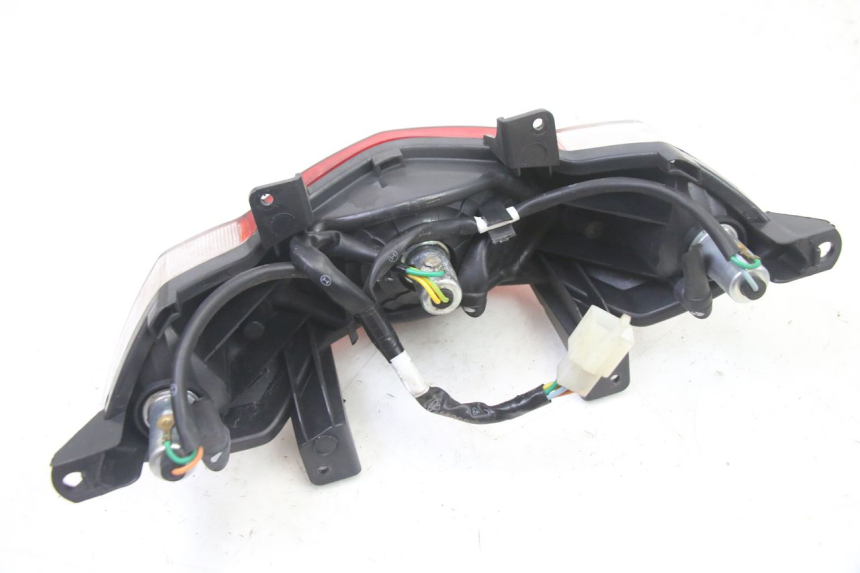 photo de LAMPA TYLNA PEUGEOT KISBEE 4T 50 (2018 - 2022) - Część sprawdzona