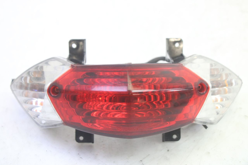 photo de LAMPA TYLNA PEUGEOT KISBEE 4T 50 (2010 - 2017) - Widok główny