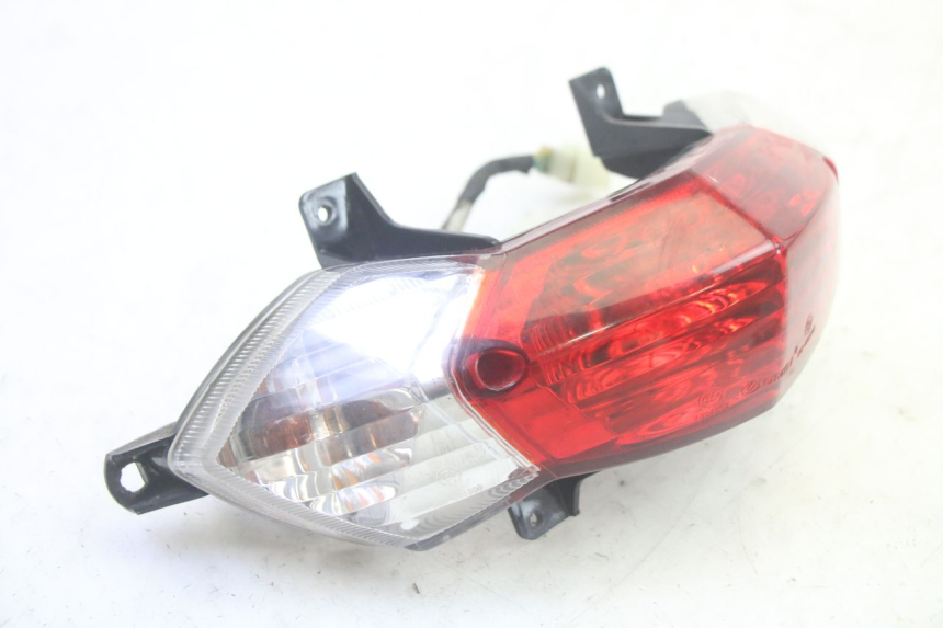 photo de LAMPA TYLNA PEUGEOT KISBEE 4T 50 (2010 - 2017) - Szczegół części