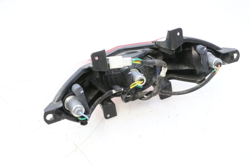 photo de LAMPA TYLNA PEUGEOT KISBEE 4T 50 (2018 - 2022) - Stan powierzchni