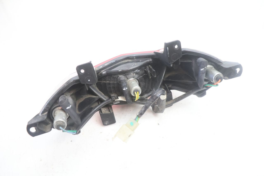 photo de LAMPA TYLNA PEUGEOT KISBEE 4T 50 (2018 - 2022) - Zbliżenie techniczne