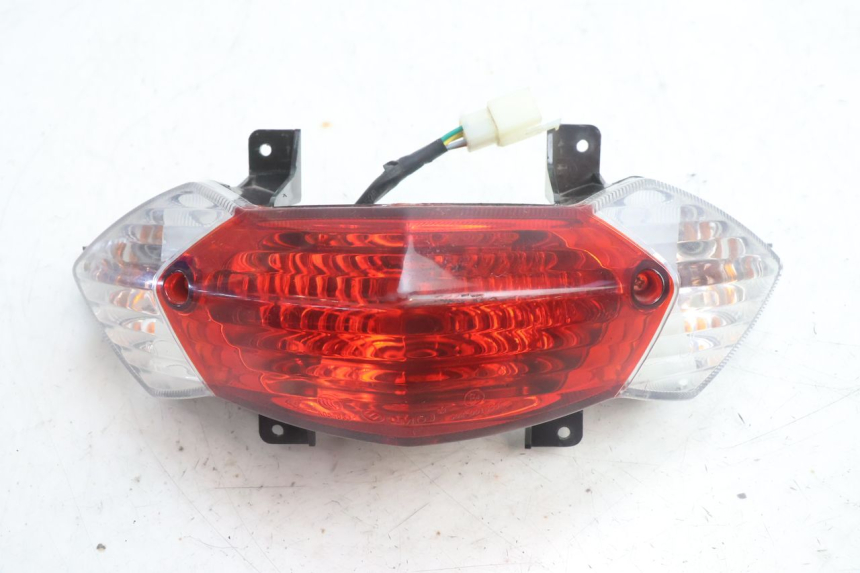 photo de LAMPA TYLNA PEUGEOT KISBEE 4T 50 (2010 - 2017) - Widok główny