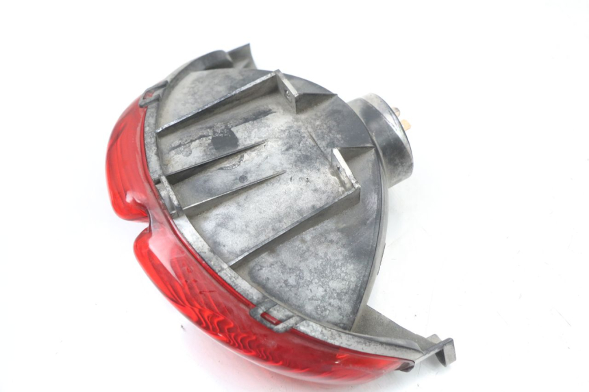 photo de LAMPA TYLNA RENAULT KOURANOS 125 (2001 - 2004) - Zbliżenie techniczne