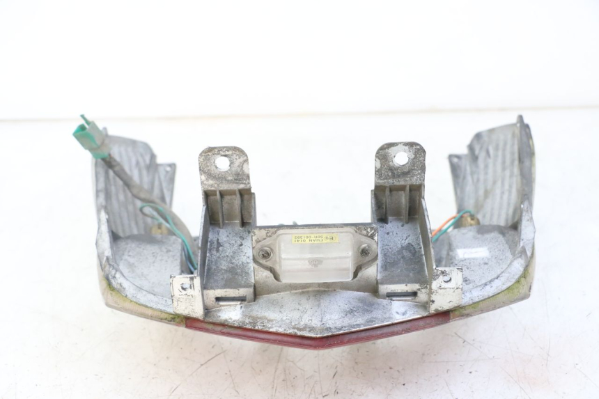 photo de LAMPA TYLNA KYMCO DINK 4T 50 (2007 - 2018) - Punkty mocowania