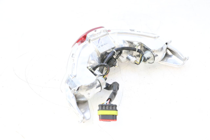 photo de LAMPA TYLNA PIAGGIO LIBERTY IGET 4T 50 (2015 - 2020) - Widok produktu