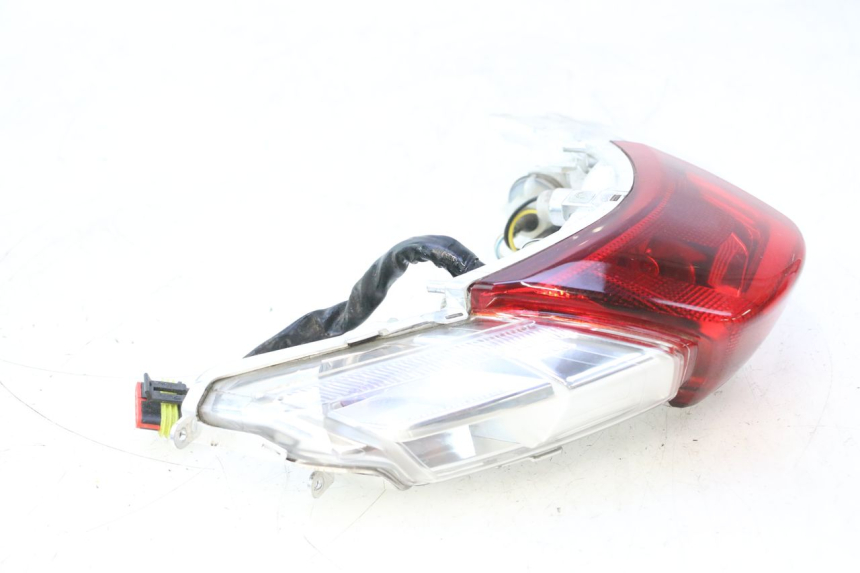 photo de LAMPA TYLNA PIAGGIO LIBERTY IGET 4T 50 (2015 - 2020) - Zdjęcie dodatkowe