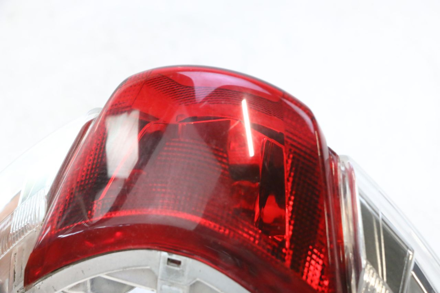 photo de LAMPA TYLNA PIAGGIO LIBERTY IGET 4T 50 (2015 - 2020) - Widok ogólny