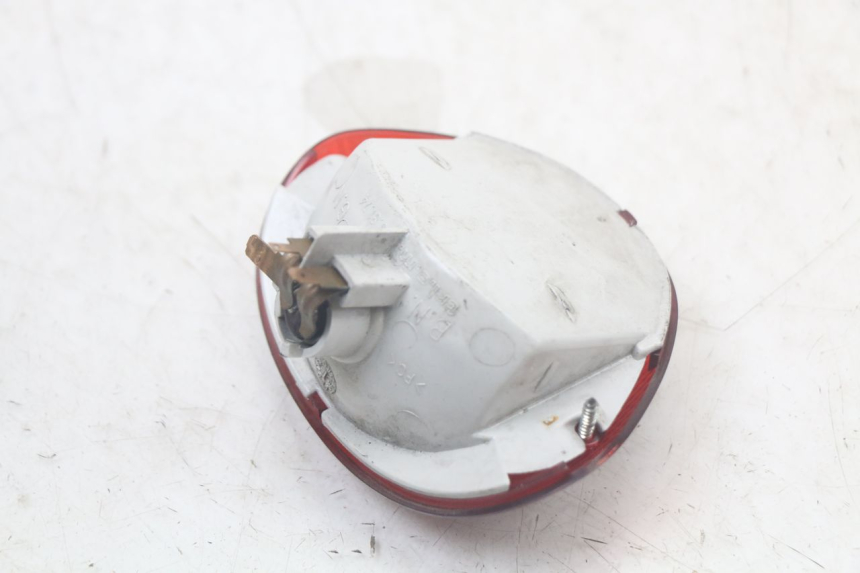 photo de LAMPA TYLNA PIAGGIO LIBERTY 125 (2009 - 2013) - Punkty mocowania