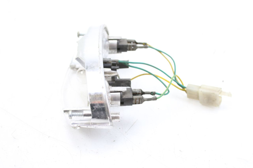 photo de LAMPA TYLNA PEUGEOT LUDIX 50 (2008 - 2017) - Zbliżenie techniczne