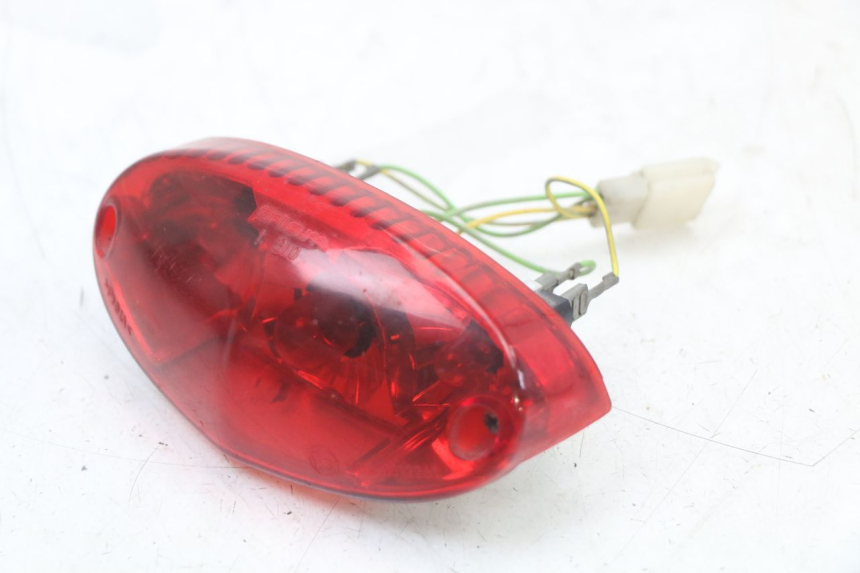 photo de LAMPA TYLNA PEUGEOT LUDIX 50 (2005 - 2007) - Zoom stanu zużycia