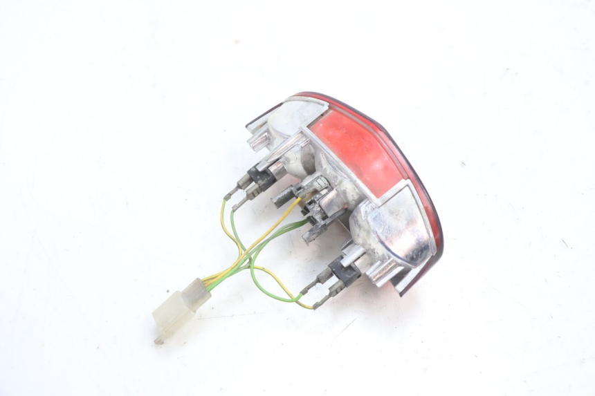photo de LAMPA TYLNA PEUGEOT LUDIX ONE 50 (2004 - 2013) - Inny kąt widzenia