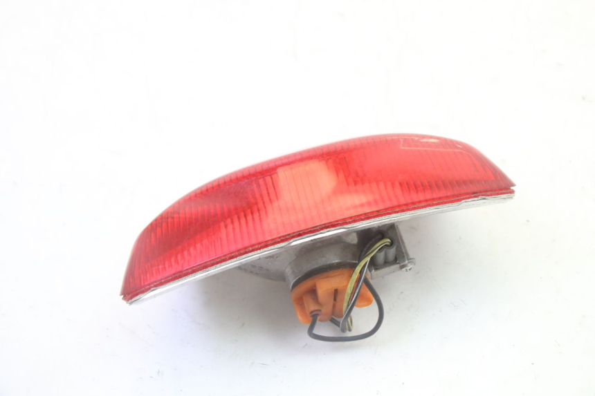 photo de LAMPA TYLNA PIAGGIO LXV 4T 50 (2009 - 2013) - Inny kąt widzenia