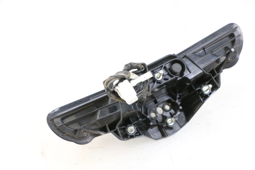 photo de TYLNA LAMPA YAMAHA NEO'S CORE 1 (2022 - 2026) - Punkty mocowania