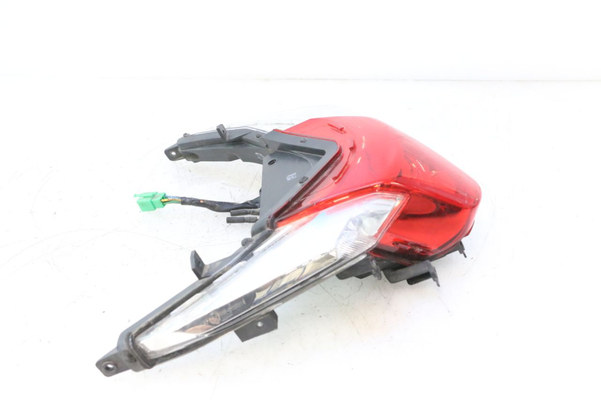 photo de LAMPA TYLNA KYMCO LIKE 4T 50 (2019 - 2025) - Zoom stanu zużycia